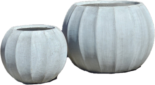 Two GeoLite Ribbed Sphere Planter Grey Wash M 36x28cm and 30x24cm. The smaller one is on the left and the larger one is on the right. Both are empty with a sleek, ribbed design for a modern look.