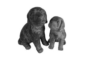 Crafted in grayscale, the Portica Dog Rust Decor L 19x14x23cm features two exquisite stone sculptures of seated puppies that blend seamlessly with any decor. These delightful pups add a touch of rustic charm to your space.